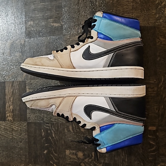 Jordan 1 Retro High OGPrototype - Picture 4 of 13